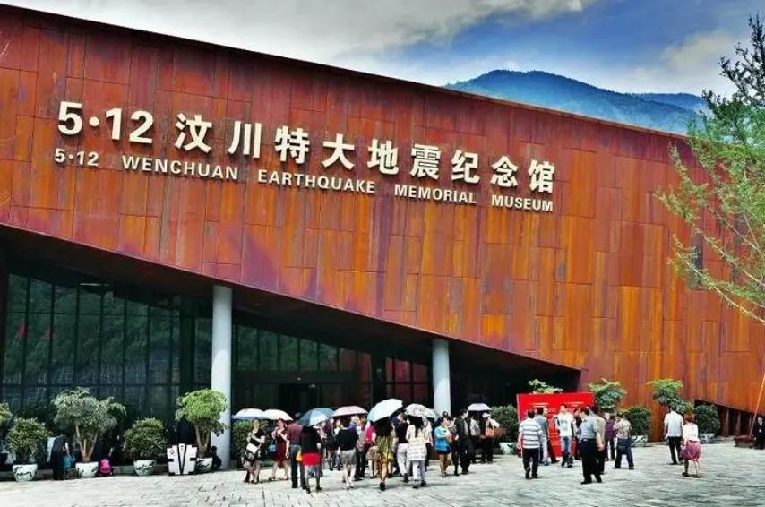 汶川地震幸存的一輛“神車”：被紀(jì)念館收藏，只因車牌太特殊-圖3