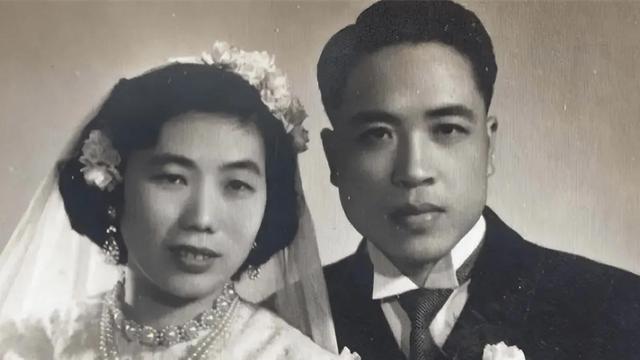 臺灣老兵回鄉(xiāng)探親，以為發(fā)妻改嫁暈倒在家門口，村民：你還有兒子-圖1