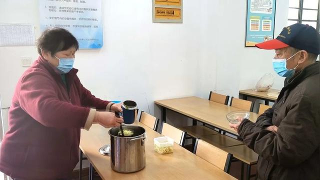 這項(xiàng)服務(wù)，讓老人暖胃又暖心！-圖1