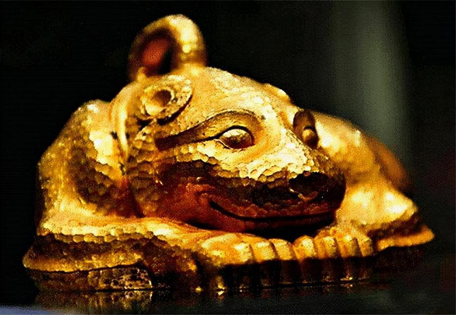 老農(nóng)上交40斤黃金，上交之后才發(fā)現(xiàn)，裝黃金的罐子才是無價之寶-圖2