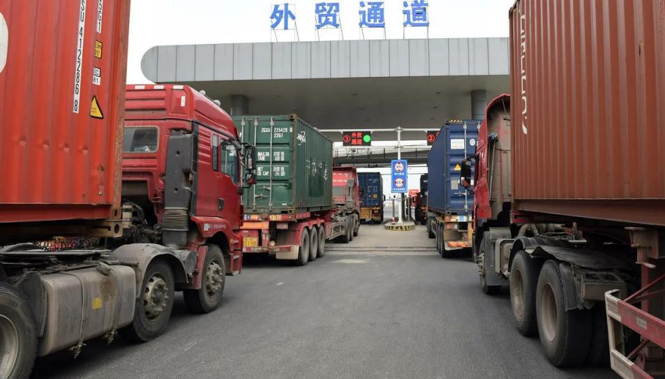 中俄滿洲里口岸，按下暫停鍵，俄羅斯的問題很大，請求中國出手-圖3