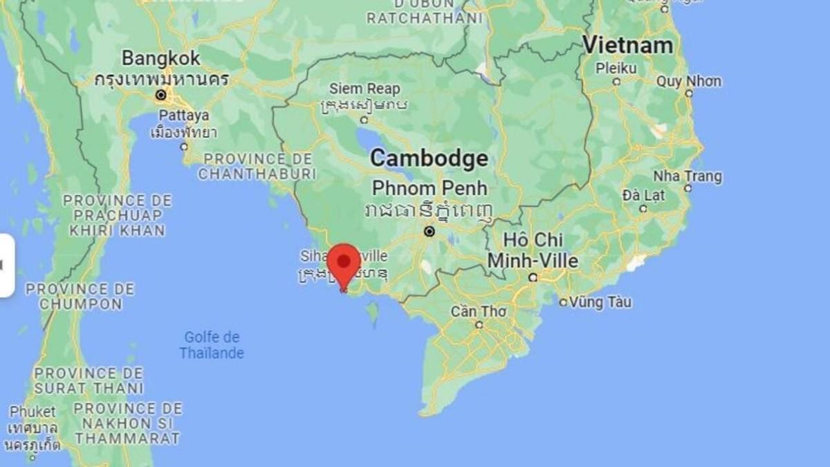 南部戰(zhàn)區(qū)已經(jīng)出動，登陸艦滿載解放軍出港，開向了南海方向-圖4