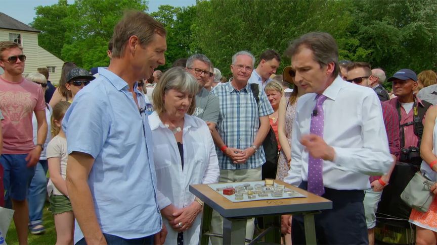 古董巡回秀第四十二季：女人帶來絕美儲物盒，古董專家贊嘆不已！