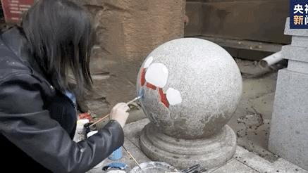 目標(biāo)：畫1000只大熊貓！她用彩繪為家鄉(xiāng)提升顏值-圖1