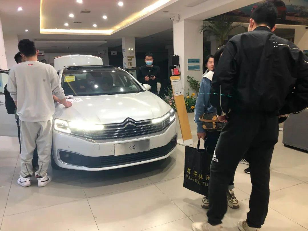 80多款車型降價(jià)，大量二手車虧損甩賣：或迎車商倒閉潮-圖2